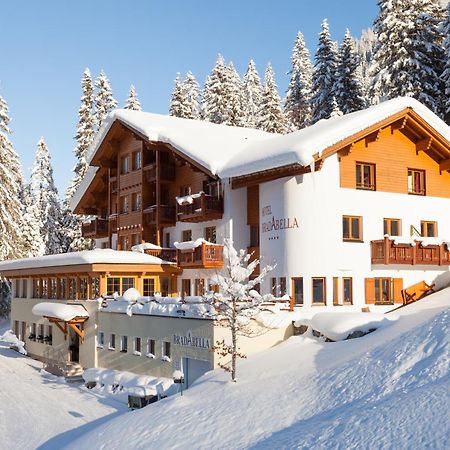 Hotel Bradabella - Montafon ガルゲレン エクステリア 写真