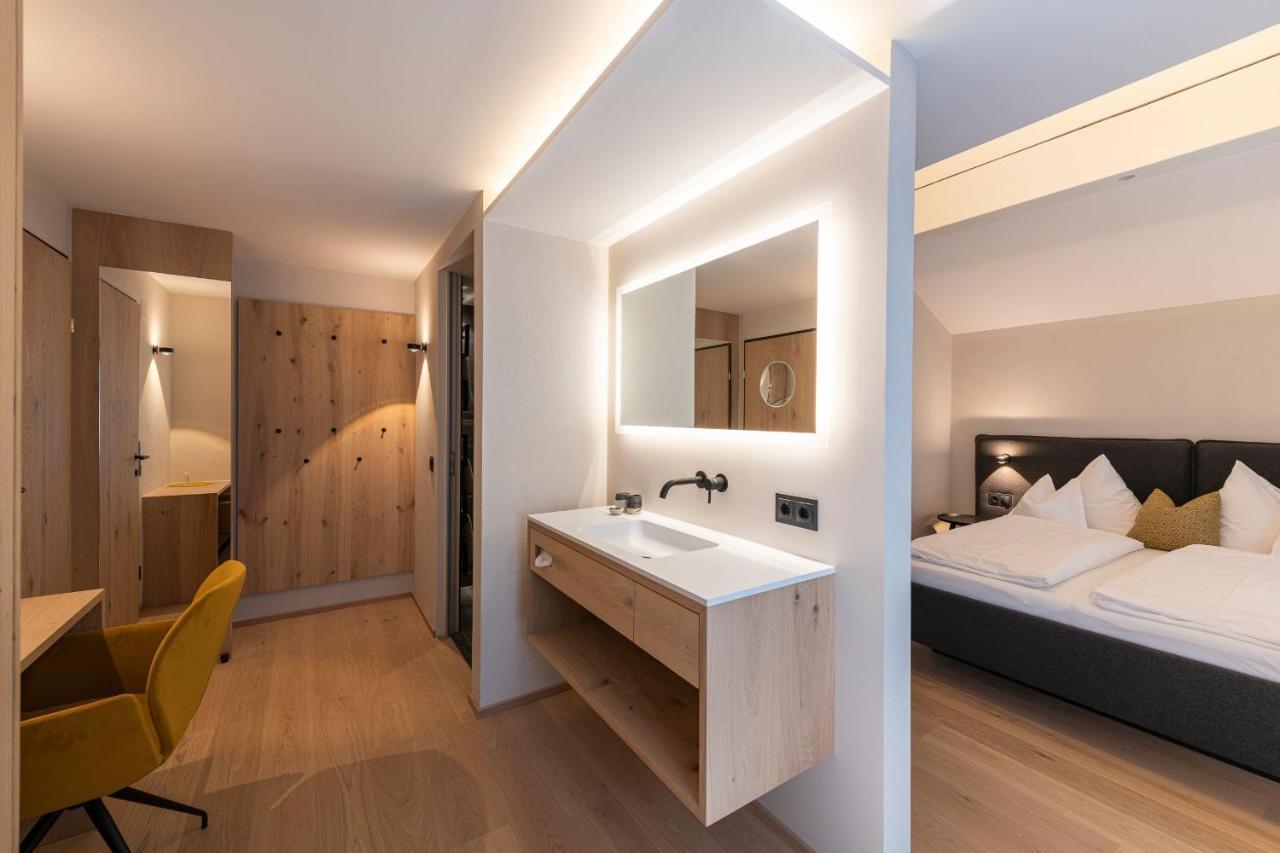 Hotel Bradabella - Montafon ガルゲレン エクステリア 写真
