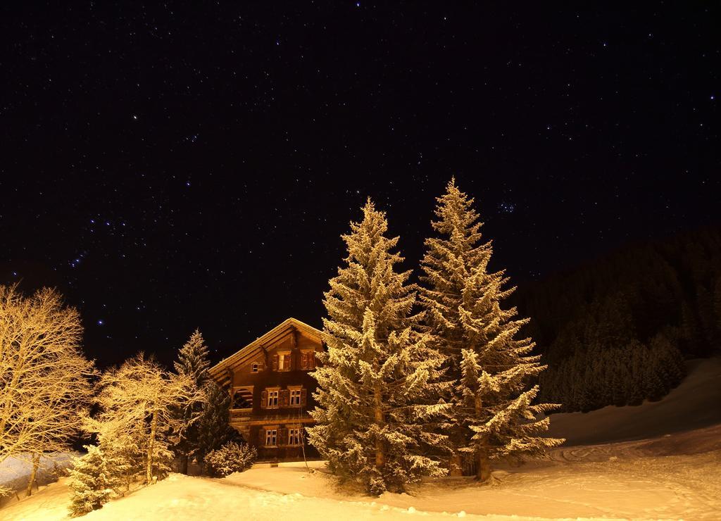 Hotel Bradabella - Montafon ガルゲレン エクステリア 写真