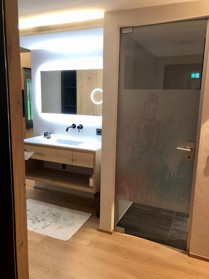 Hotel Bradabella - Montafon ガルゲレン エクステリア 写真