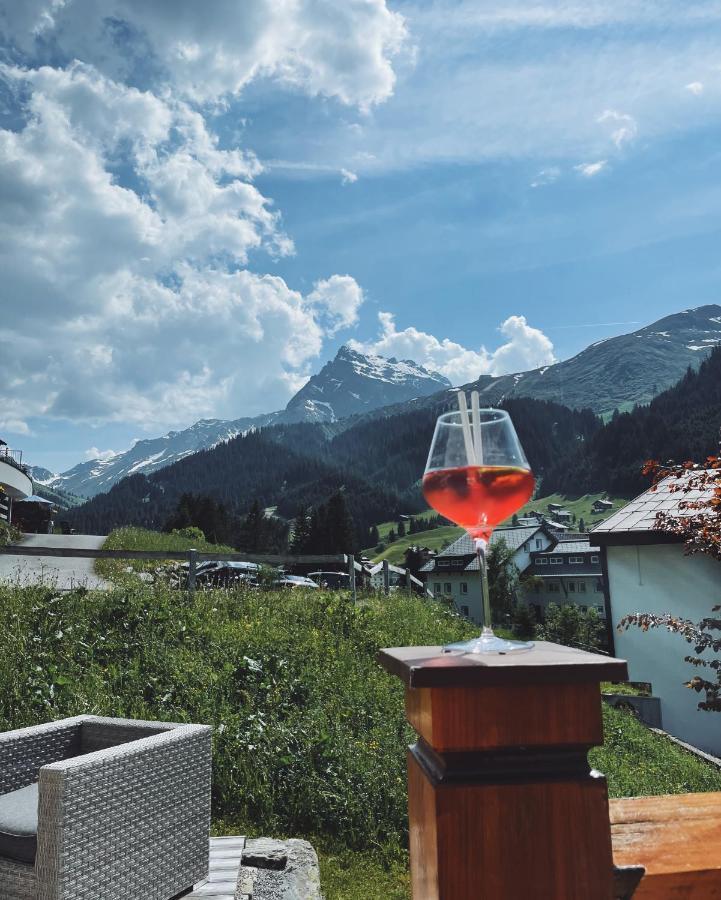 Hotel Bradabella - Montafon ガルゲレン エクステリア 写真
